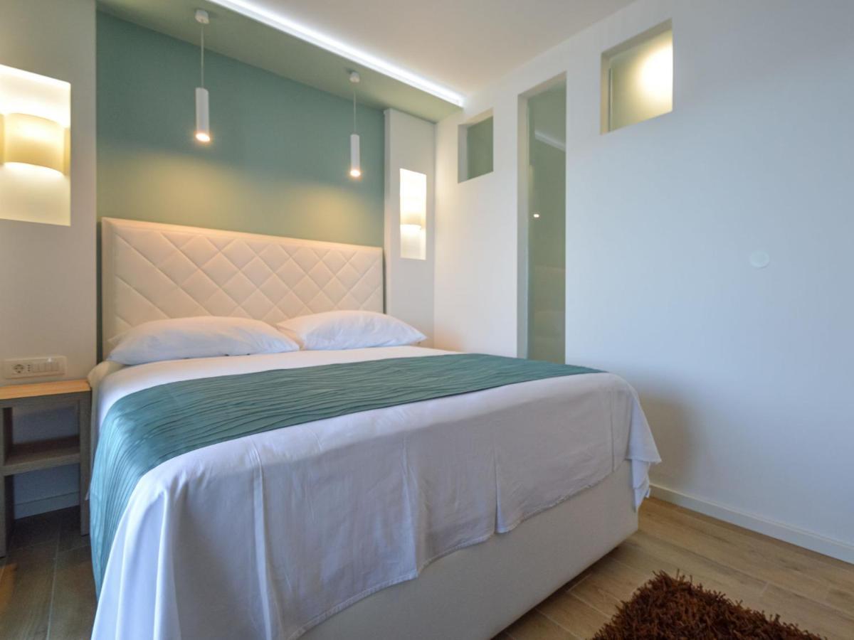 Apartment Mornar-5 By Interhome Trogir Exteriér fotografie